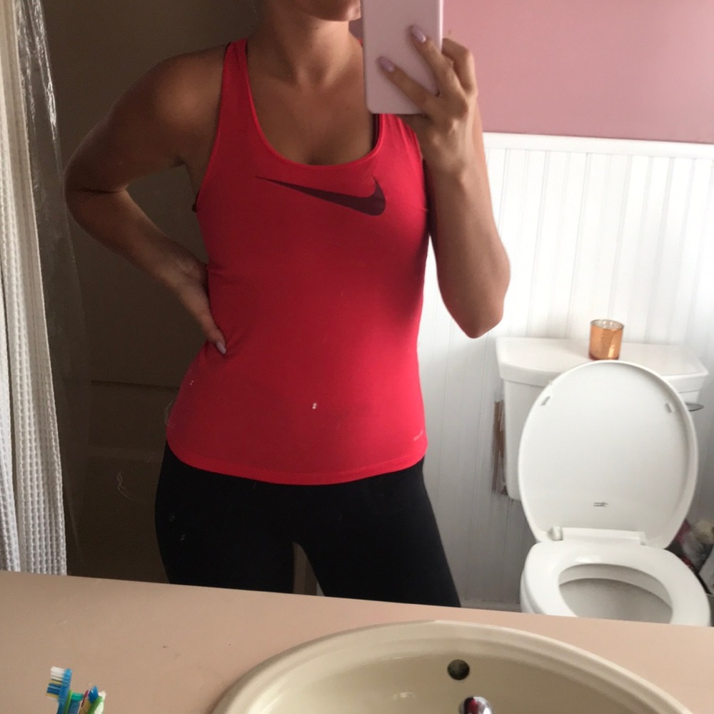Nike workout tank